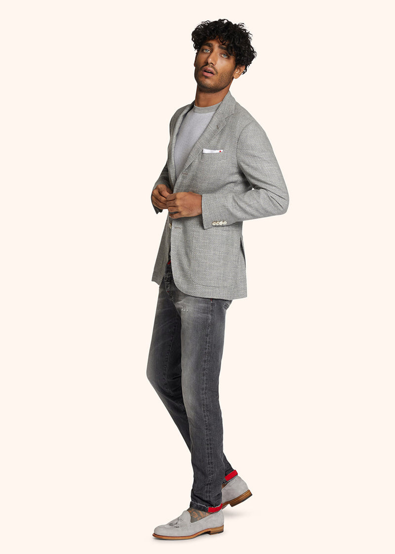 Grey blazer outfit and combination ideas, men. | Grey blazer outfit, Black  pants men, Grey blazer combinations